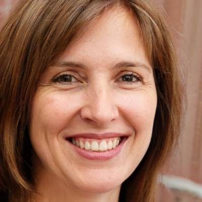 Avatar of writer Tutor Elizabeth