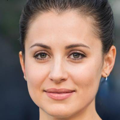 Avatar of writer Tutor Charlotte